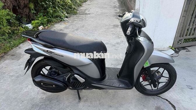 Honda SH Mode 2018 Bạc sần