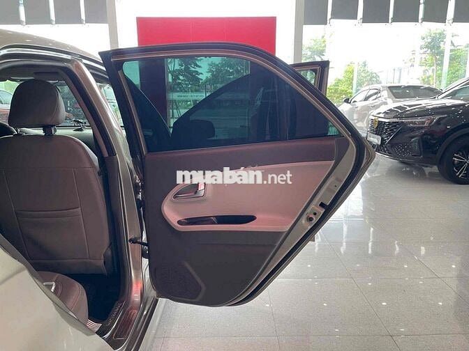 Kia Morning SI 2018 Số tự động Vàng cát