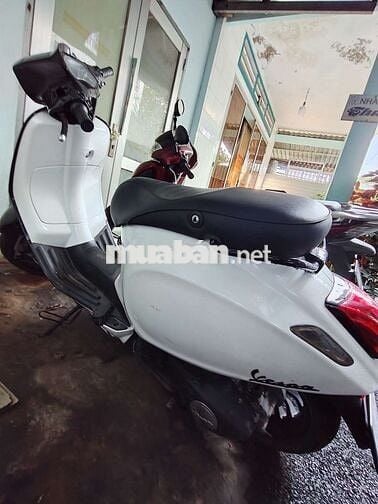 Piaggio Vespa Sprint 125 3vie Trắng