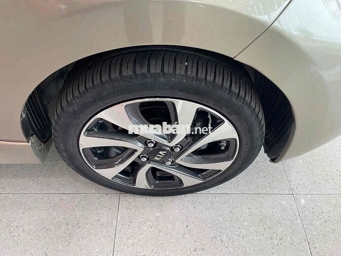 Kia Morning SI 2018 Số tự động Vàng cát