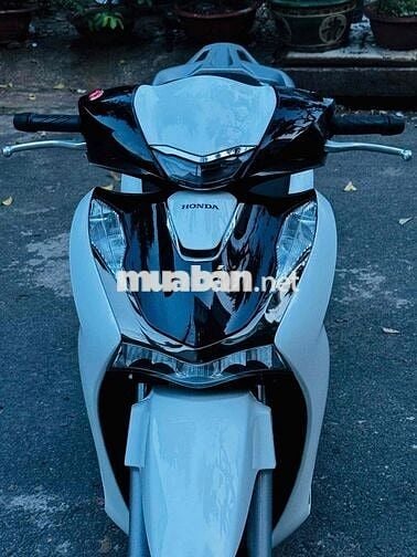 Honda SH 160i ABS 2025 Trắng 11000 km