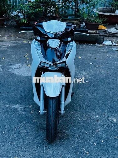 Honda SH 160i ABS 2025 Trắng 11000 km