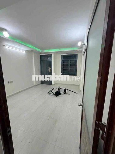 Nguyên căn HẺm xe Tải Ni Sư Huỳnh Liên Tân Bình 4 PN