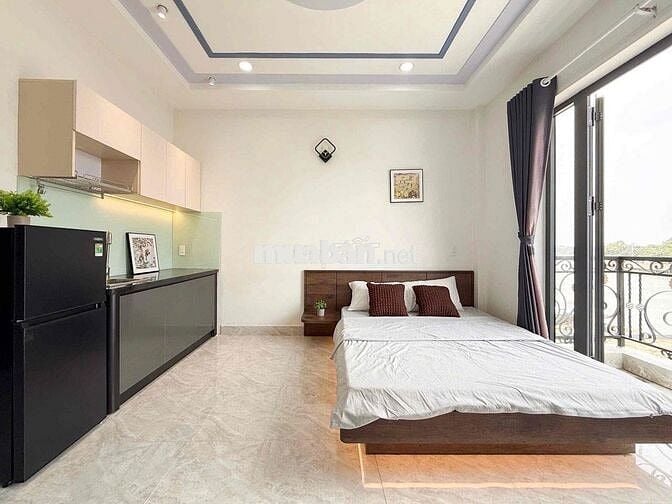 Cho thuê căn hộ bancong gần toà nhà Viettel, vòng xoay Dân Chủ Q10