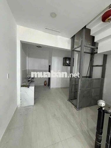 Nguyên căn HẺm xe Tải Ni Sư Huỳnh Liên Tân Bình 4 PN
