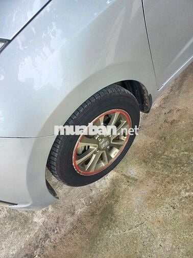 Hyundai Grand i10 Số sàn Bạc