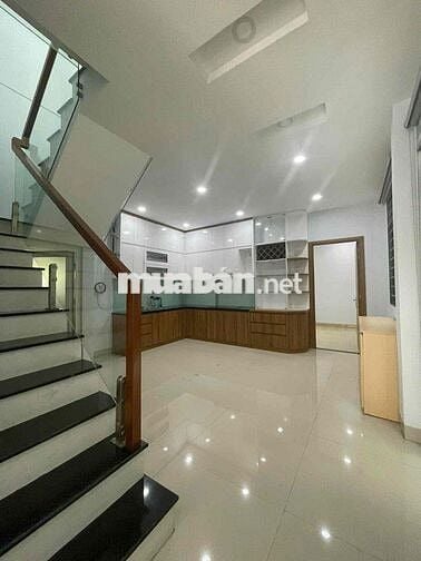 Cho thuê nhà 1 trệt lầu MT đường sân tộng làm VPCTy sát Phạm Văn Đồng