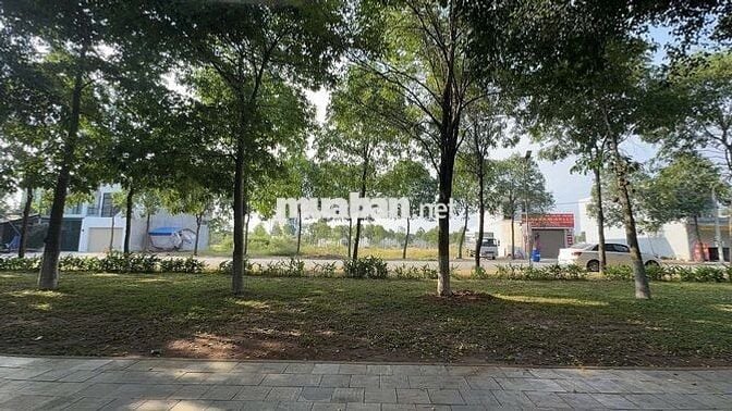 Thới hòa khuGoldenPark đối diện công viên sông thị tính 21tr/m2 NN 70%