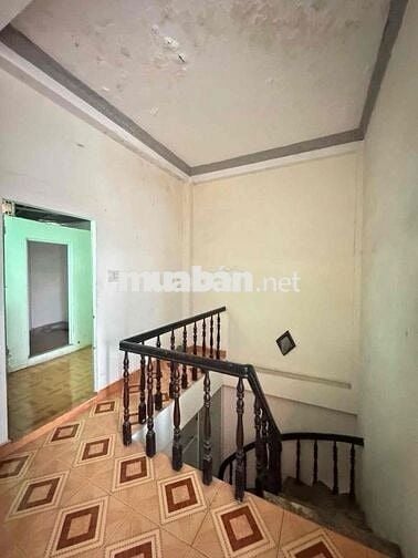 Nhà Hẻm Phạm văn chiêu DT 45 M  giá 3.85tỷ gồm 3phòng ngủ 3 vệ sinh
