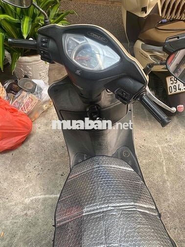 Honda Lead 2010 Vàng kem