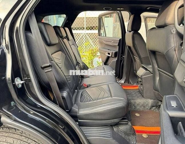 🔹 Ford Everest Titanium 2.0L 4x2 2023 Đen, 1 Chủ