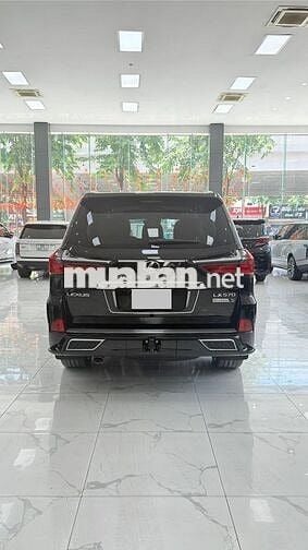 Lexus LX570 Super sport Trung Đông, sản xuất 2018.