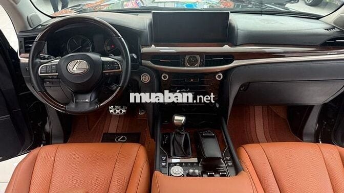 Lexus LX570 Super sport Trung Đông, sản xuất 2018.