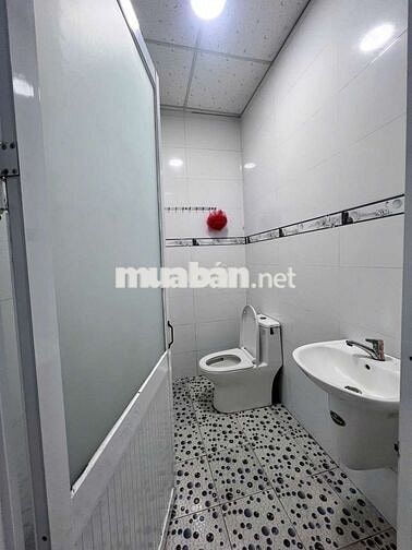🔥RẺ 2PN- HẺM XE TẢI 1/ CHIẾN LƯỢC - 4X17M 2 TẤM-GẦN MÃ LÒ, LÊ VĂN QUỚI