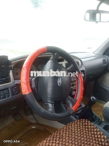 Ford Everest Số sàn màu Đen