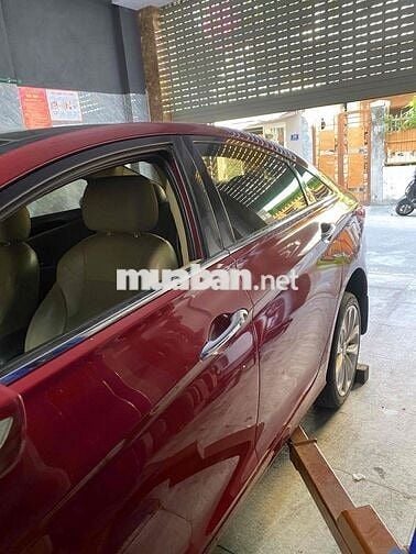 Hyundai Sonata 2.0 2011 Đỏ 120000 km