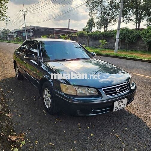 TOYOTA CAMRY GLI SX 2000