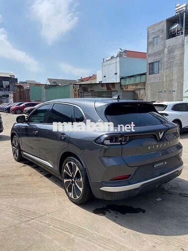 VinFast VF8 Plus 2023 Full Option Xám 49000 km