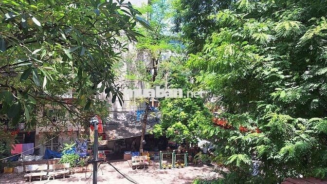 BÁN TẬP THỂ TẦNG 2, khu C13 THANH XUÂN