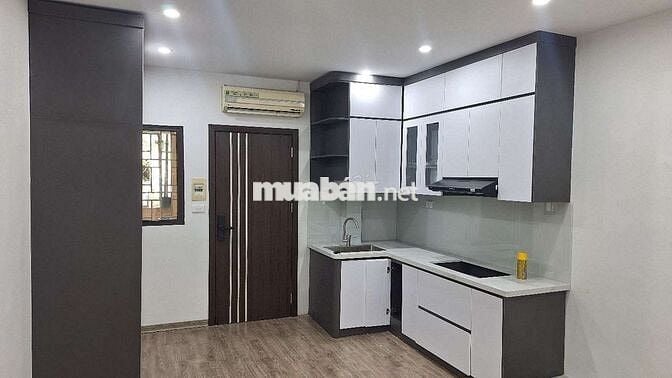 BÁN TẬP THỂ TẦNG 2, khu C13 THANH XUÂN
