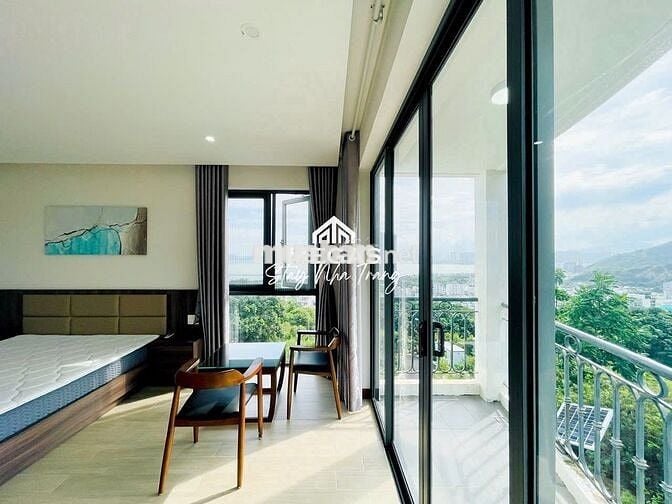 VILLA ĐỊA TRUNG HẢI PHÍA TOÀN CẢNH VỊNH NHA TRANG 5 PN CAO CẤP