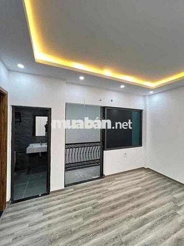 CHO THUÊ NHÀ NGUYÊN CĂN PHỐ SÀI ĐỒNG -3PN KHÉP KÍN- Ô TÔ ĐỖ GẦN