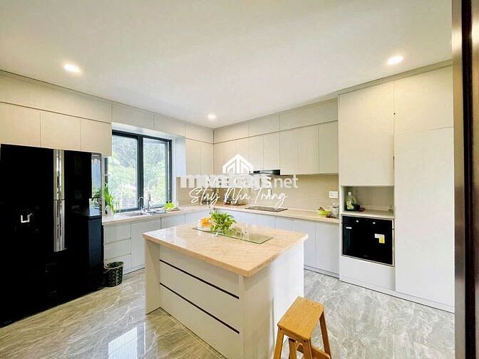 VILLA ĐỊA TRUNG HẢI PHÍA TOÀN CẢNH VỊNH NHA TRANG 5 PN CAO CẤP