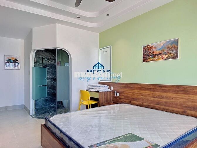 CHO THUÊ CĂN STUIDIO MỚI - BAN CÔNG VIEW PHỐ - PHÍA BẮC NHA TRANG