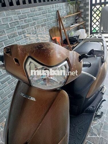Honda Lead 2011 108cc Vàng-Đen