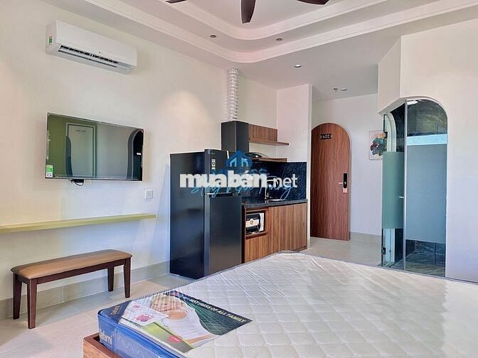 CHO THUÊ CĂN STUIDIO MỚI - BAN CÔNG VIEW PHỐ - PHÍA BẮC NHA TRANG