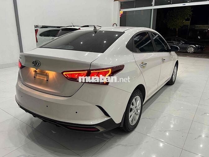 Hyundai Accent 2022 1.4 MT Bản Đủ Trắng
