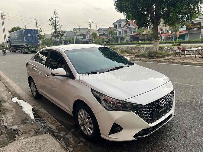 Hyundai Accent 2022 1.4 MT Bản Đủ Trắng