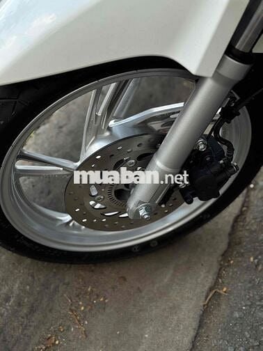 Honda SH 125 ABS 2026 Trắng 2000 km