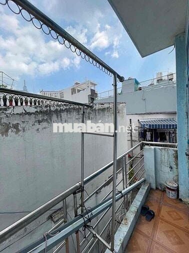 Cho thuê nhà nguyên căn.3pn2wc XVNT P21, Bình thạnh