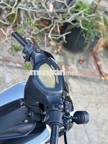 Yamaha Sirius RC 2018 Trắng, Đen, Vàng Số sàn