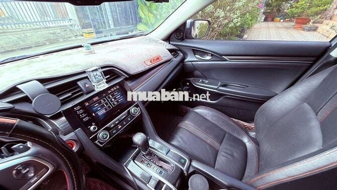 [CHÍNH CHỦ] Honda Civic RS 2019 Bạc 147.000 km