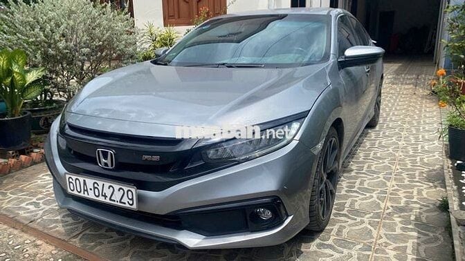 [CHÍNH CHỦ] Honda Civic RS 2019 Bạc 147.000 km