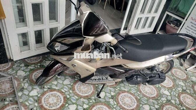 Yamaha Nouvo LX Vàng cát Xe tay ga