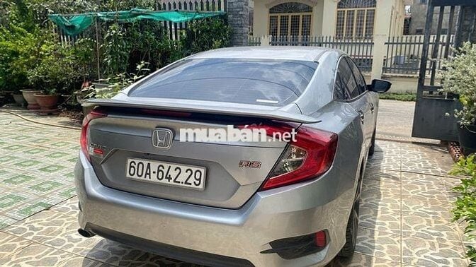 [CHÍNH CHỦ] Honda Civic RS 2019 Bạc 147.000 km