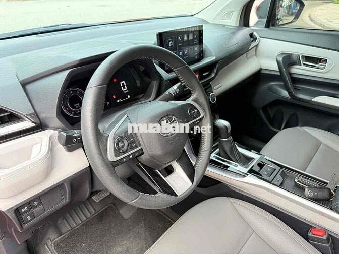 Toyota Veloz Cross 2022 7 chỗ Đỏ 63000 km