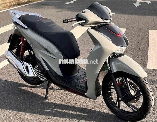 Honda SH 160i Đặc biệt 2026 Xám xi măng