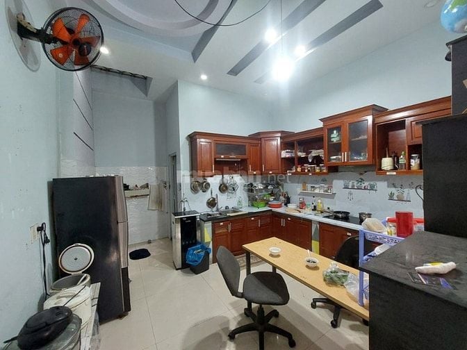 Cho thuê nhà nguyên căn giá rẻ 148/21 Đ59, 4 PN, 5WC. 4,15x12. 4 Tầng.