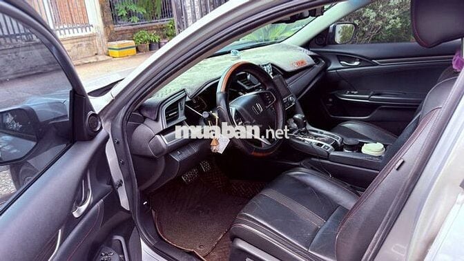 [CHÍNH CHỦ] Honda Civic RS 2019 Bạc 147.000 km