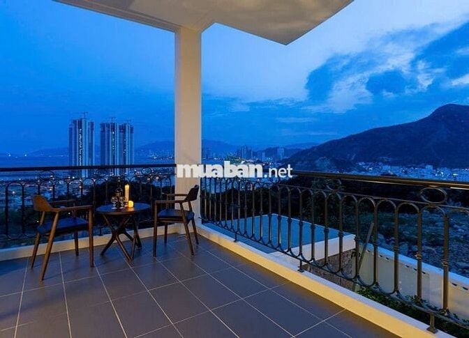 VILLA ĐỒI NÚI - VIEW TOÀN VỊNH NHA TRANG- 5 PHÒNG NGỦ - CÓ THANG MÁY