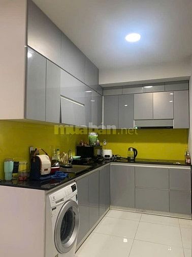 C/c Screc Tower, Trường Sa, Quận 3: Rộng 58m2,1p ngủ, giá 10tr/th