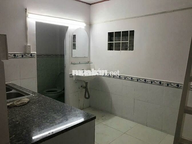 NHÀ HẺM Ô TÔ ĐỐI DIỆN VẠN PHÚC - QL.13 - THỦ ĐỨC
