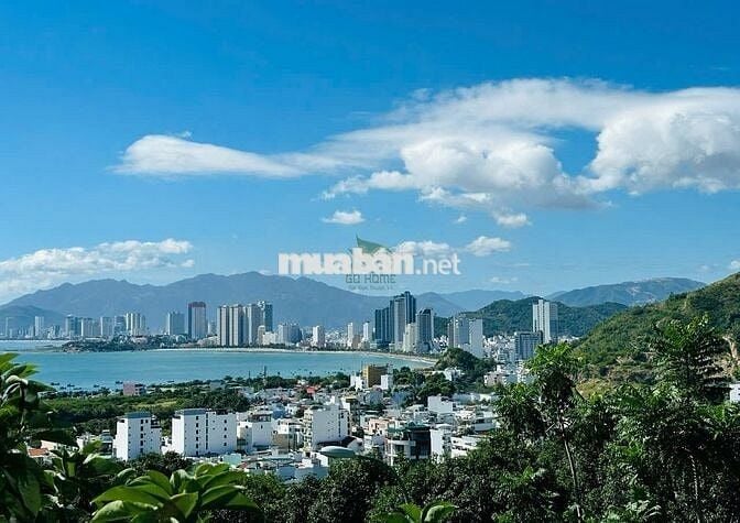 VILLA ĐỒI NÚI - VIEW TOÀN VỊNH NHA TRANG- 5 PHÒNG NGỦ - CÓ THANG MÁY