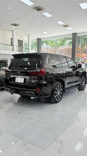 Bán Lexus LX570 Super sport Trung Đông, sản xuất 2018.