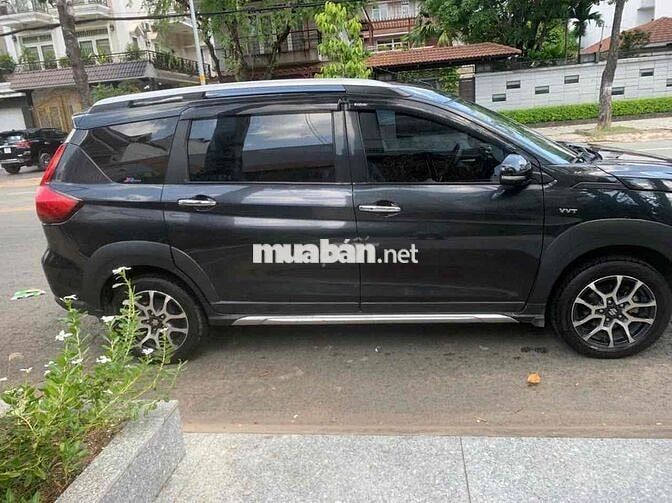 Suzuki XL7 2022 Tự động 10 vạn Đen