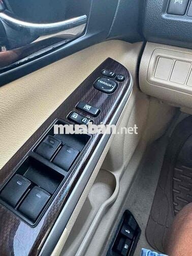 Toyota Camry 2018 Trắng 130.000 km